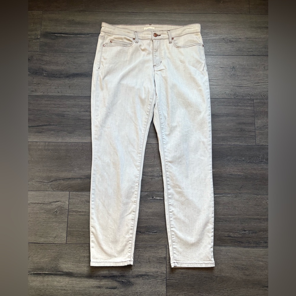 Eileen Fisher Light Gray Mid-Rise Straight Leg Jeans Size 12